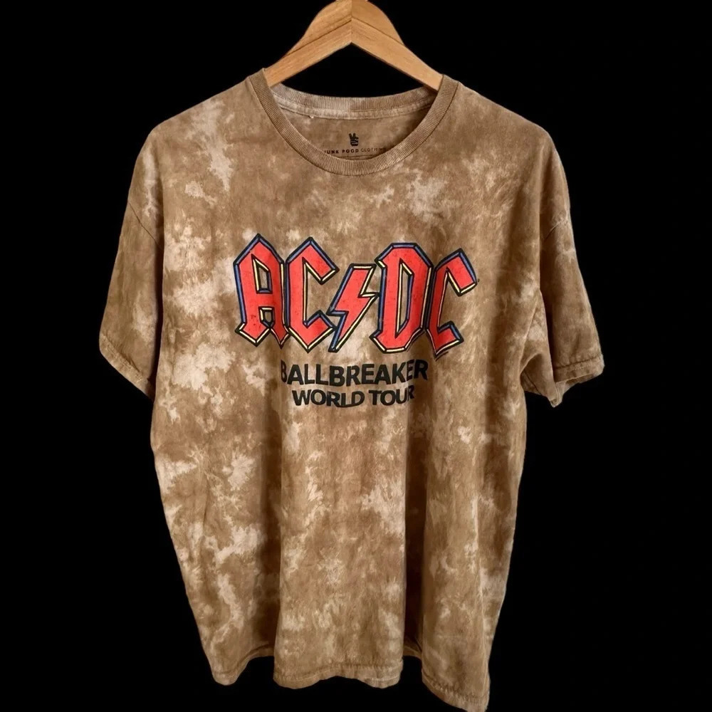 Junk Food Clothing size Large AC/DC Ballbreaker World Tour Graphic T Shirt Top L